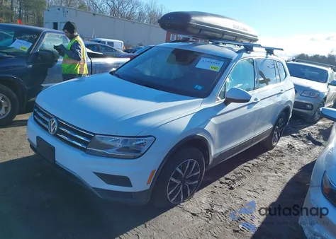 2019 Volkswagen Tiguan 2.0T Se/2.0T Sel/2.0T Sel R-Line/2.0T Sel R-Line Black z USA, uszkodzony, nr VIN 3VV2B7AX3KM070911